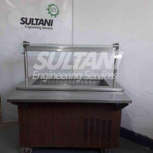 Refrigerated salad bar